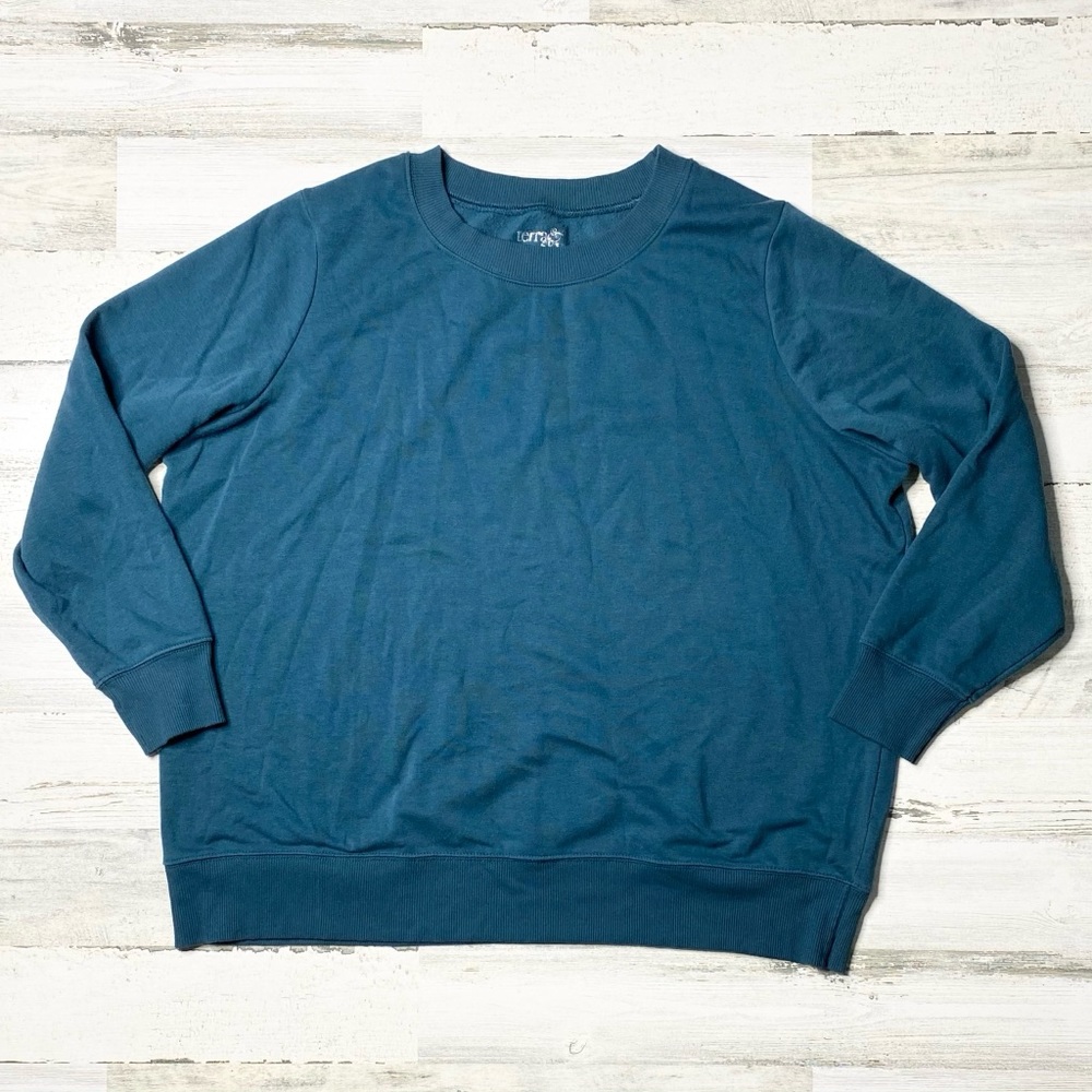 Terra & Sky Women’s Plus Size Tunic Sweatshirt